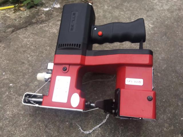 手提封(fēng)包機使用情況